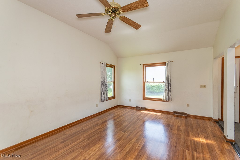 8391 Lanmark Drive, Mentor, Ohio image 6