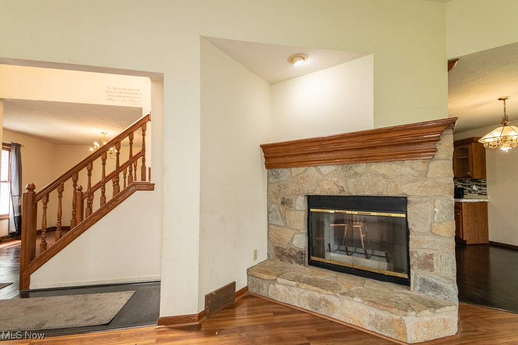 8391 Lanmark Drive, Mentor, Ohio image 14