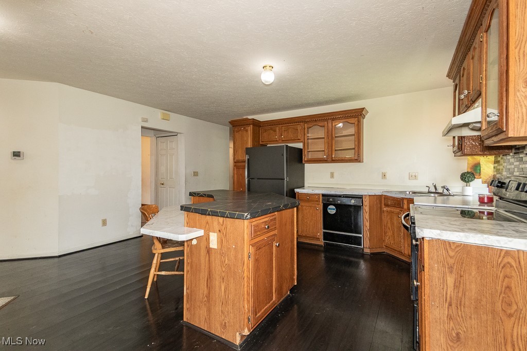 8391 Lanmark Drive, Mentor, Ohio image 11