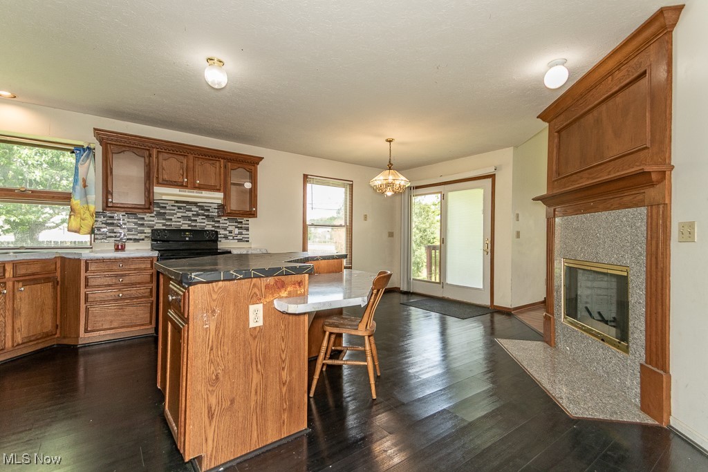 8391 Lanmark Drive, Mentor, Ohio image 12