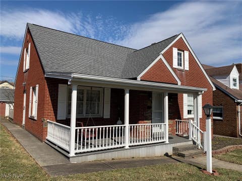 Photo for 912 Banfield Avenue