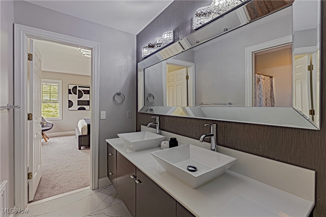 6442 Dorset Lane, Solon, Ohio image 38