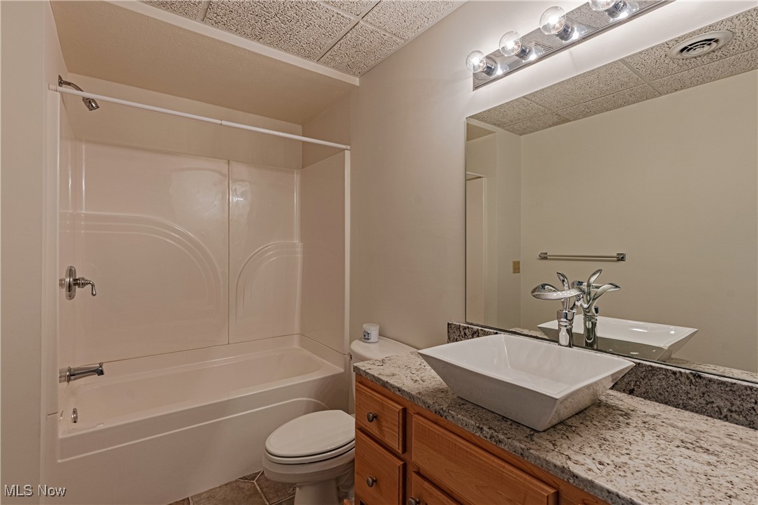 6442 Dorset Lane, Solon, Ohio image 44