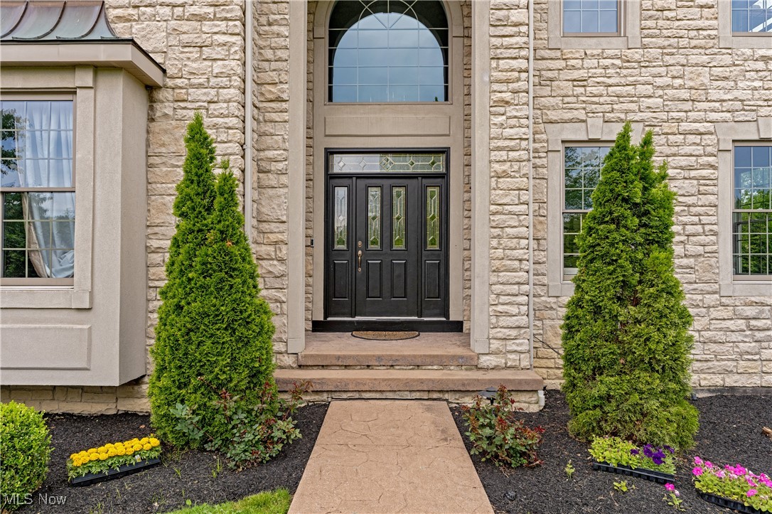 6442 Dorset Lane, Solon, Ohio image 3