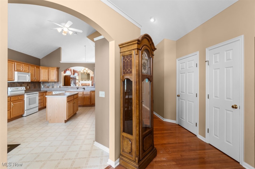 9738 Scottsdale Drive, Broadview Heights, Ohio image 6