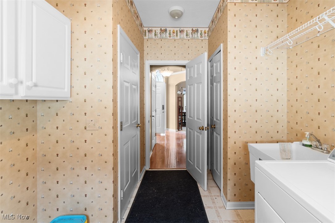 9738 Scottsdale Drive, Broadview Heights, Ohio image 30