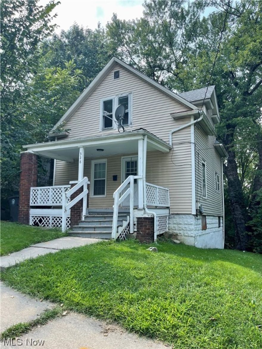 Cozy Two bedroom Single Family Home Close to the University of Akron. This Home has a covered front porch and large wood deck off the back kitchen. Tenant will have to bring their own appliances. Serious inquires should Call! Qualifications: 3x1 Income ratio. No evictions (5 Years), 600+ Credit Score, Clear Criminal History. Single Family Home Rentals require an additional h2o security deposit. All applicants must submit to Snyder and Snyder back ground-check, with non refundable fee per adult. All Snyder and Snyder Rentals are NON SMOKING and required Rental Insurance