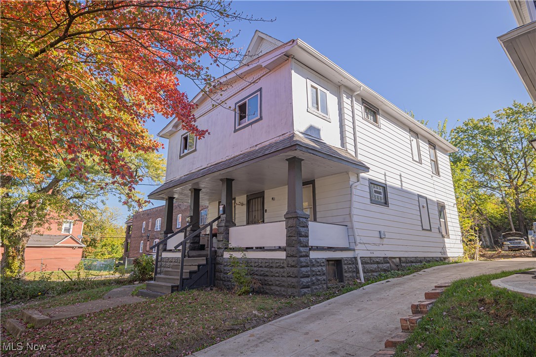 2617 E 114th Street