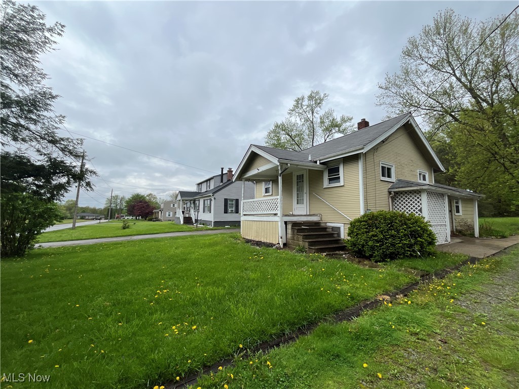 634 Goist Lane, Girard, Ohio image 3
