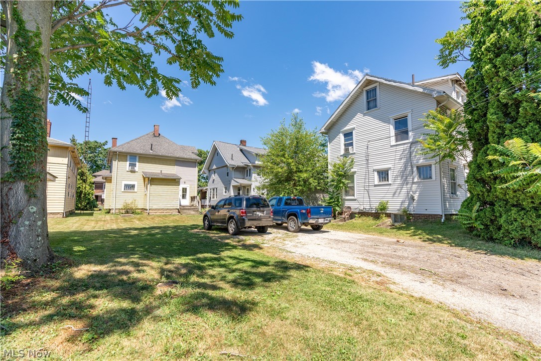 Canton - Residential Income