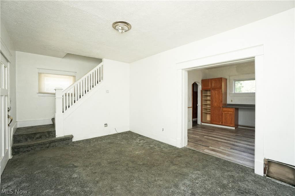 Photo of 3443 Sheridan Road, Youngstown, OH 44502 (MLS # 5216188)