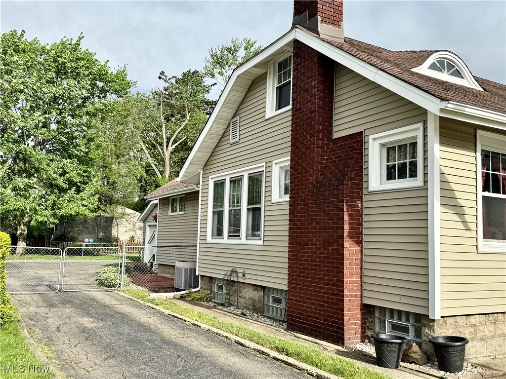 174 Hazelwood Avenue, Warren, Ohio image 2