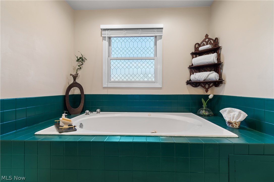 Beach Cliff 03 - Residential