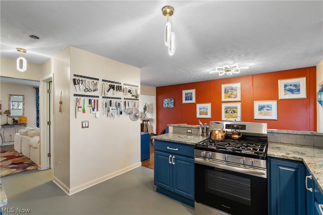 Beach Cliff 03 - Residential