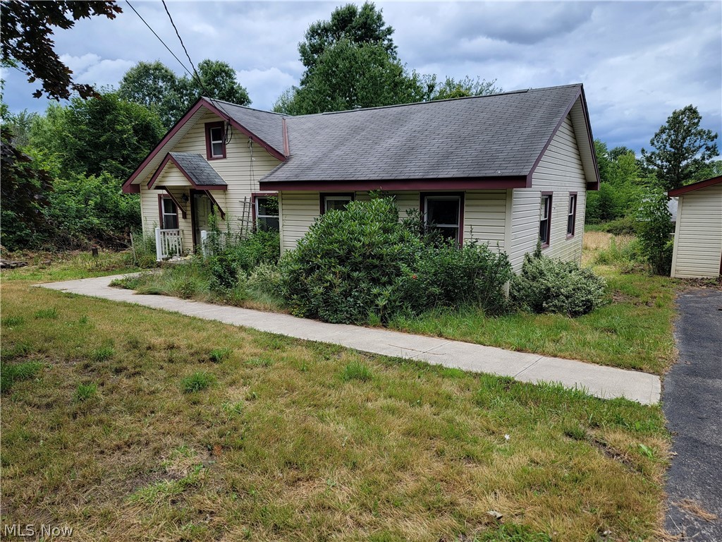Investment Special! Discover the charm and potential of this 3-bedroom bungalow, nestled on a spacious acre of land. The property features a versatile 2-car garage, perfect for parking or storage, along with a separate workshop and an attached shed in the back, ideal for all your projects and hobbies. Conveniently located just minutes from Route 90 and Route 20, this home offers the perfect blend of city convenience and country tranquility. Book a showing today and explore the endless opportunities this property holds!