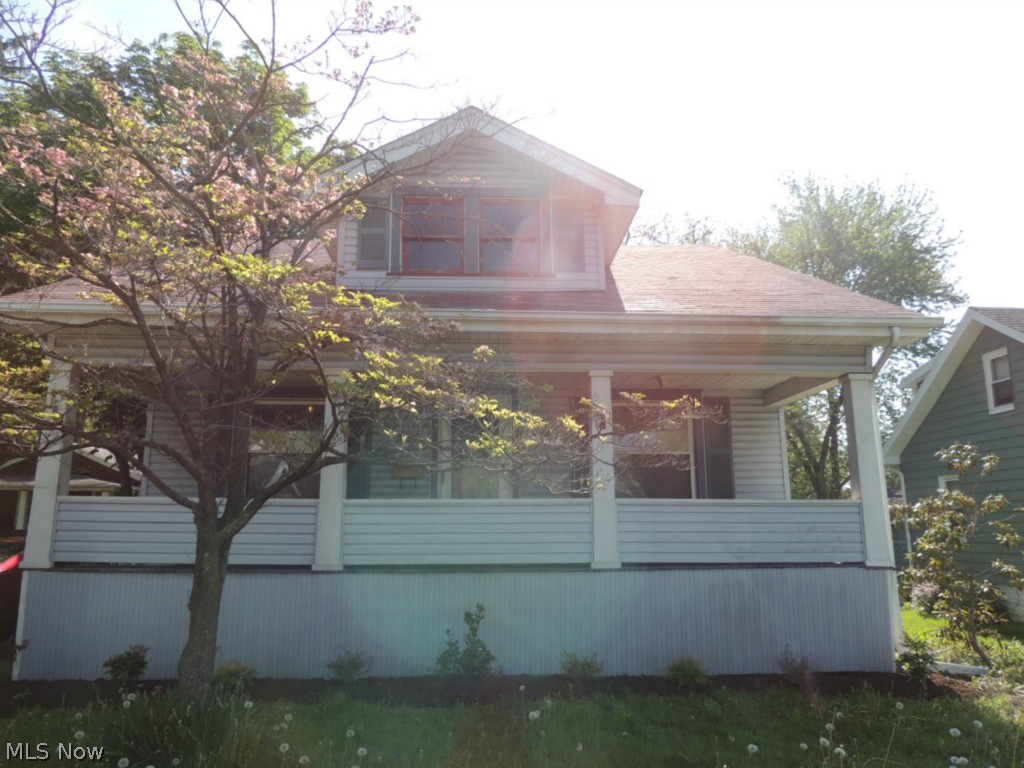 Very nice craftsman style home in poland with newer kitchen & bath. There are hardwood floors under carpeting. Upper floor is a great opportunity with two additinal bedrooms and living area but unfinished at the present time. Great price, Great home.