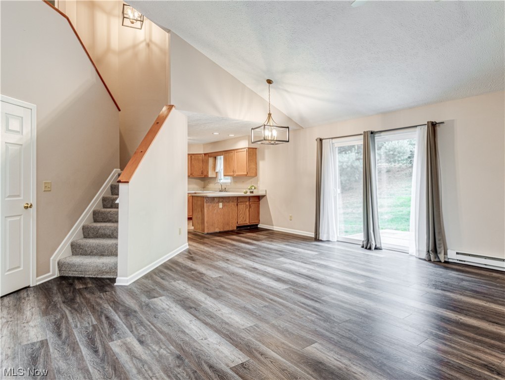 Hilltop Terrace Condo Ph 03 - Residential