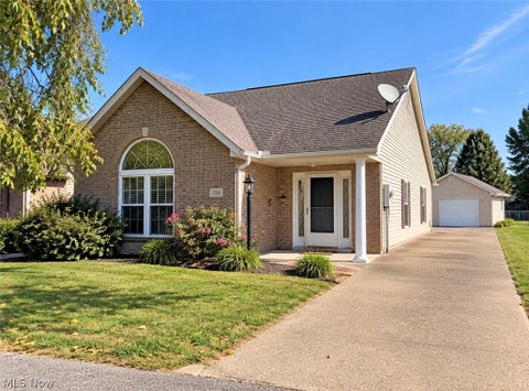 Photo of 724 George Street, Belpre, OH 45714 (MLS # 5252055)