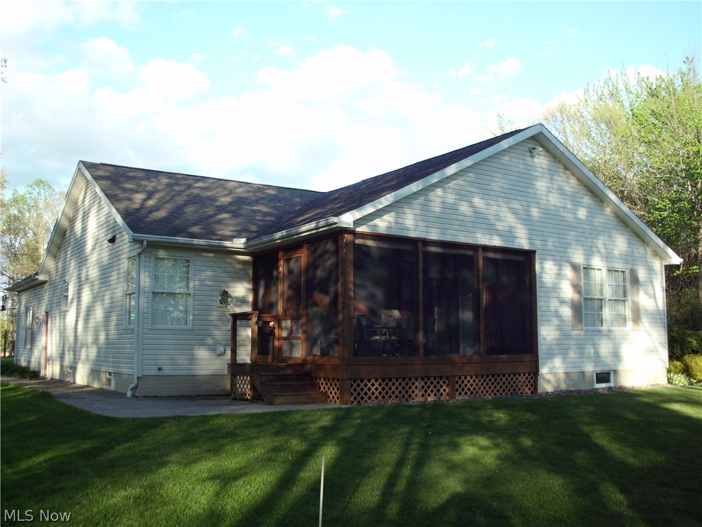 Roaming Rock Shores - Residential