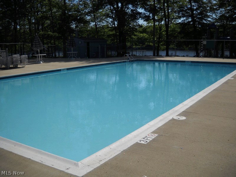 Roaming Rock Shores - Residential