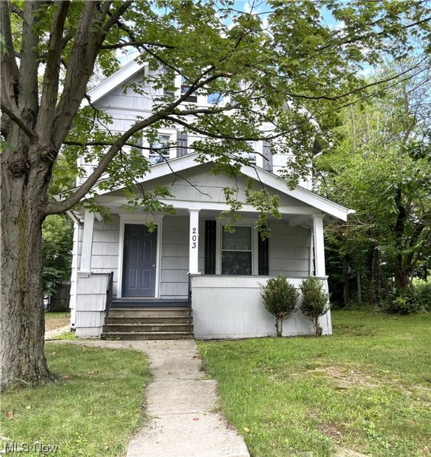 Great investment or first time home! This 3-4 bedroom Colonial with 1 1/2 baths in North Hill was recently rented for $1150/month! Just painted interior. Brand new front door. 8x10 shed in back yard.
Furnace approximately 5 yrs old, Roof approximately  20 yrs old, Hot water tank 5 yrs old. Windows 10 yrs old. Attic is partially finished with forced air heat.