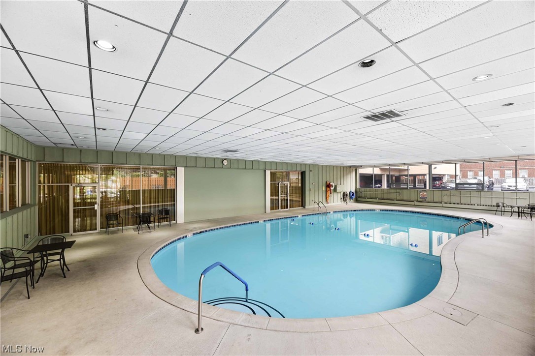 Lake Edge Condominiums - Residential