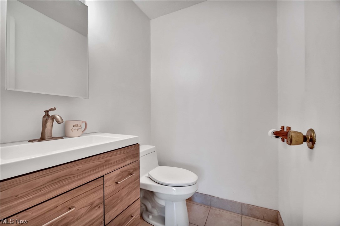 Lake Edge Condominiums - Residential