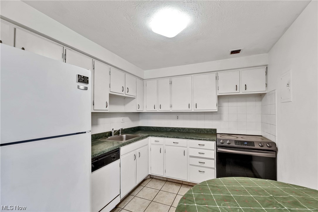 Lake Edge Condominiums - Residential