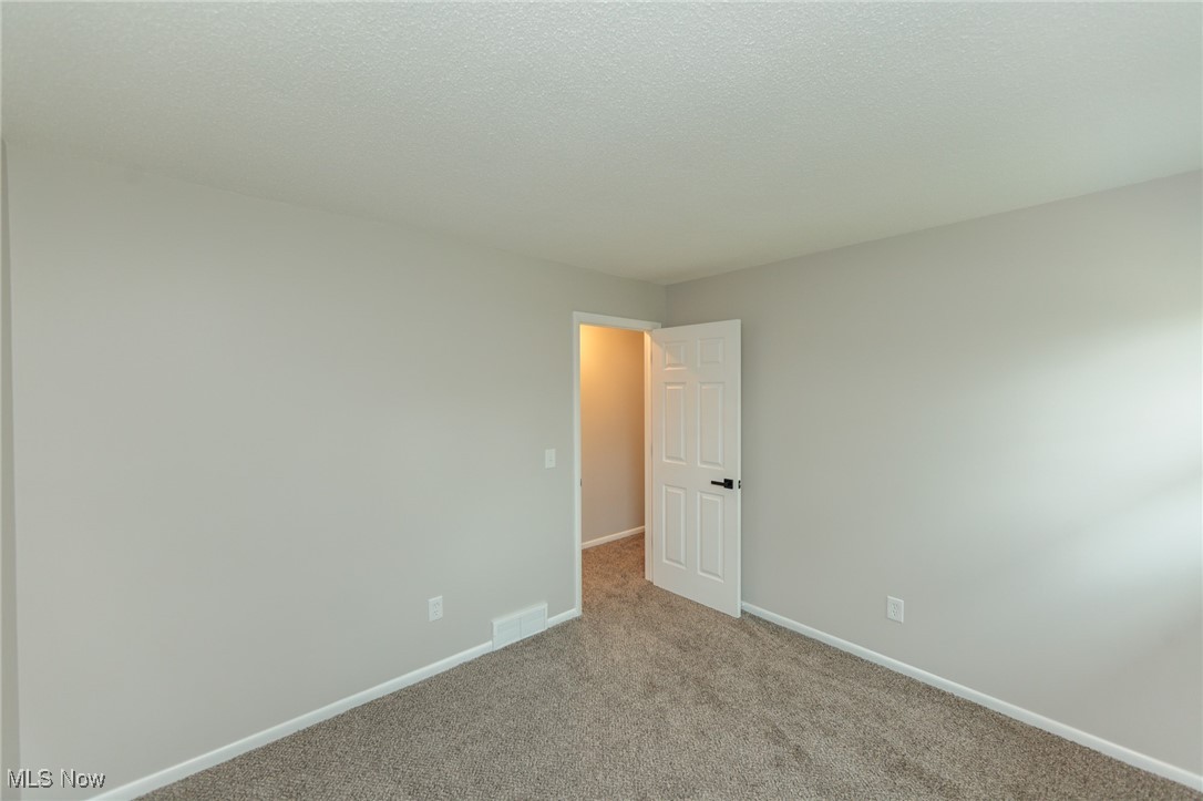 179 Burns Road, Elyria, Ohio image 31