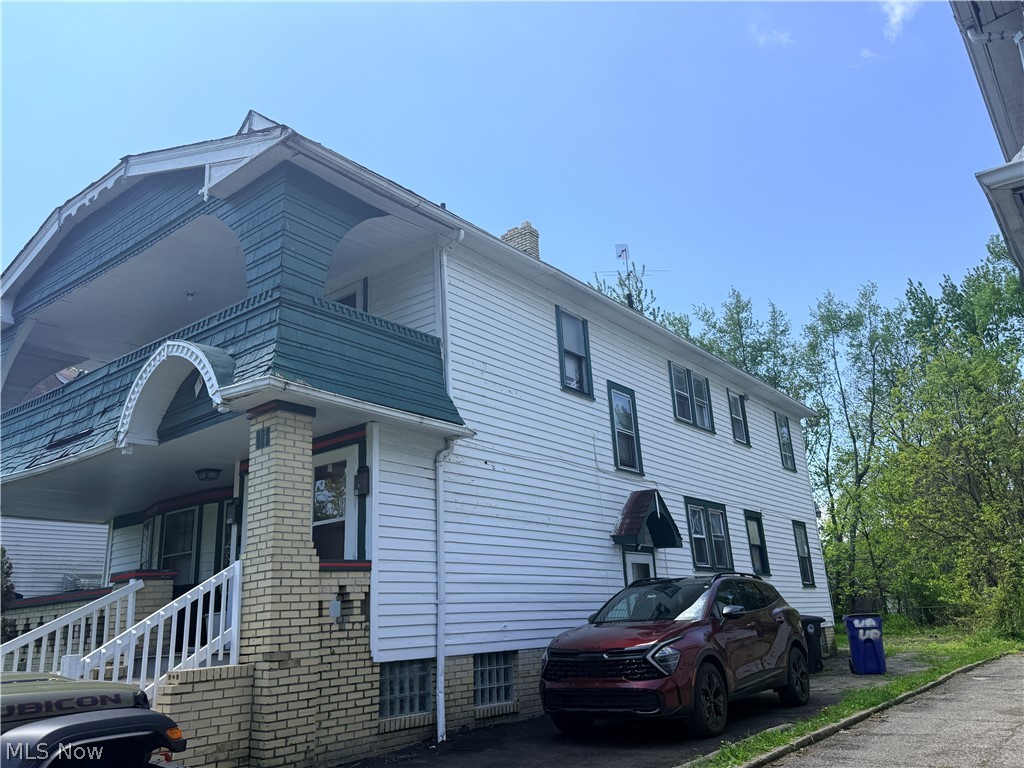 3824 E 142nd Street