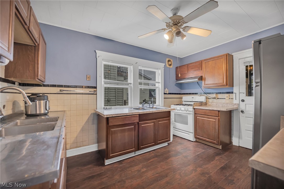 Regal Park - Residential