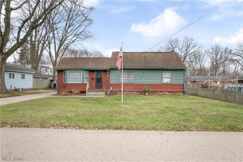 Homes For Sale - 2536 Winton Place<br/> Stark County, Canton, OH 44709