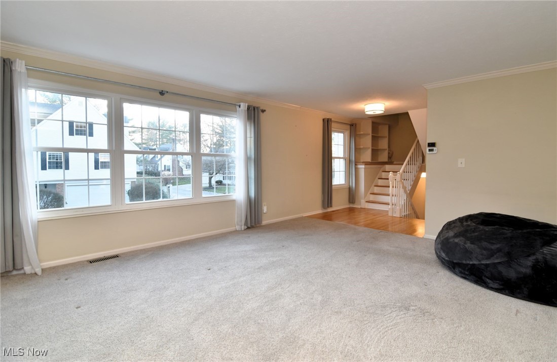 Chagrin Falls, Ohio 44022, United States, 2 Bedrooms Bedrooms, ,3 BathroomsBathrooms,Residential,Pending,21618