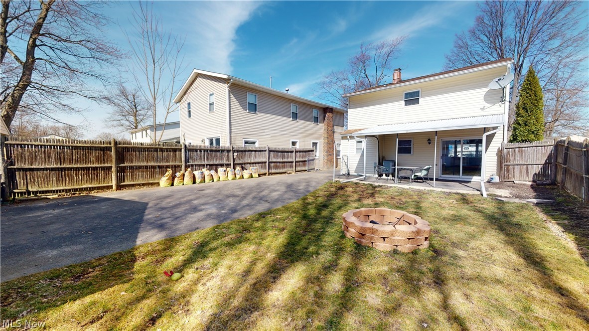 Mentor Beach Park 02 - Residential