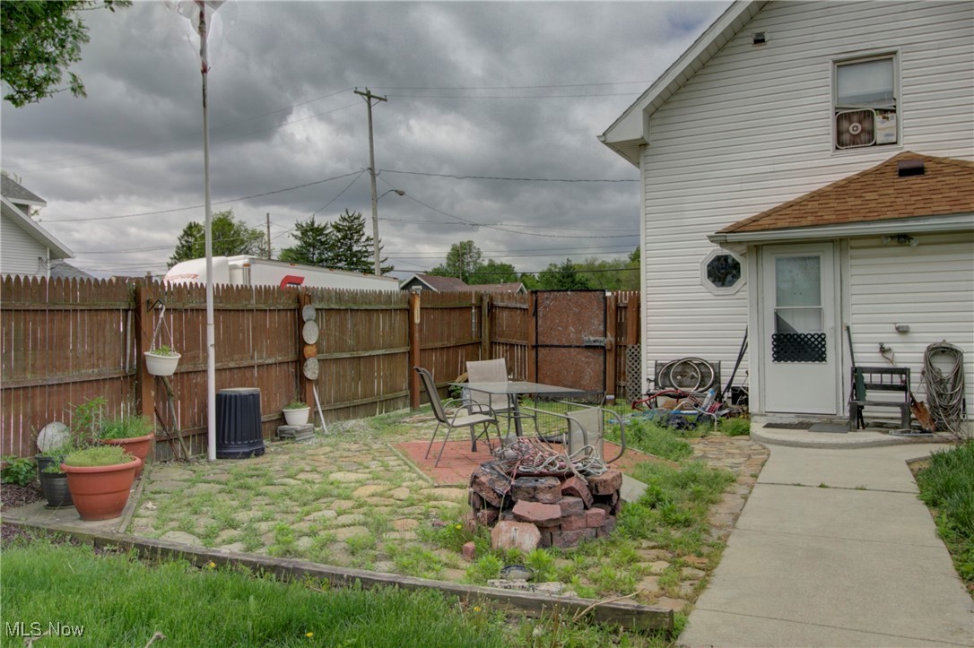 6927 N Wildacre Road, Curtice, Ohio image 6
