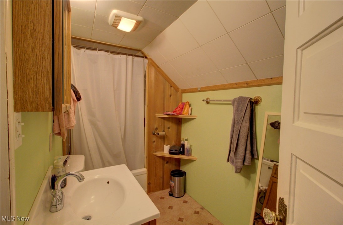 6927 N Wildacre Road, Curtice, Ohio image 15