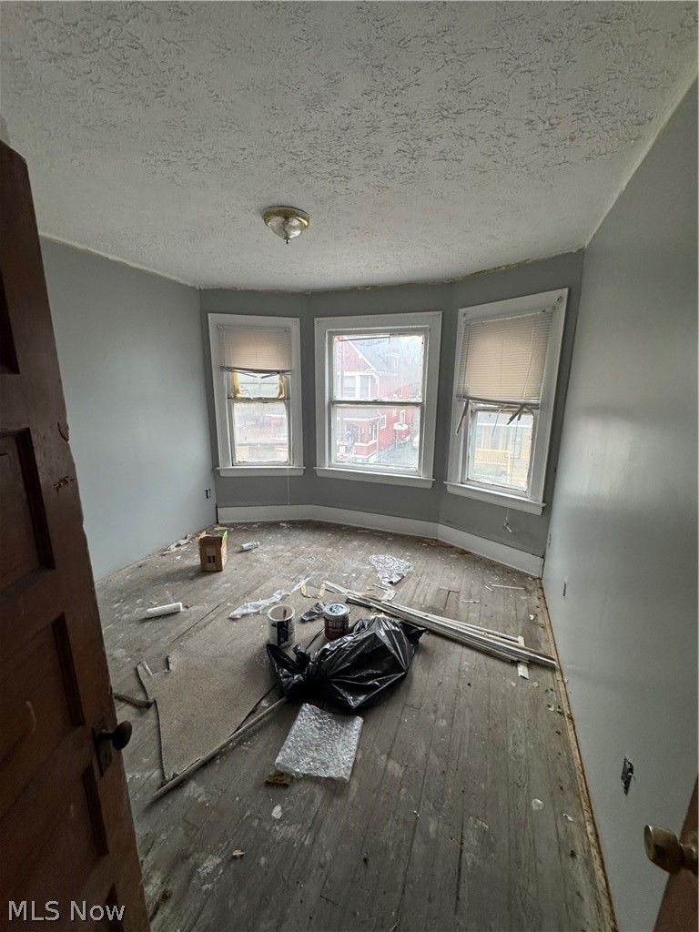 Curtis Ambler Realty Cos - Residential