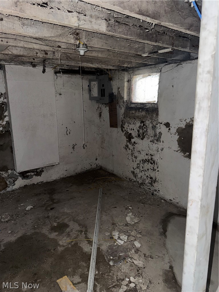 Curtis Ambler Realty Cos - Residential