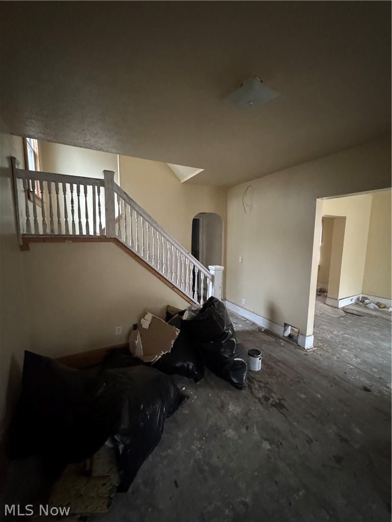 Curtis Ambler Realty Cos - Residential