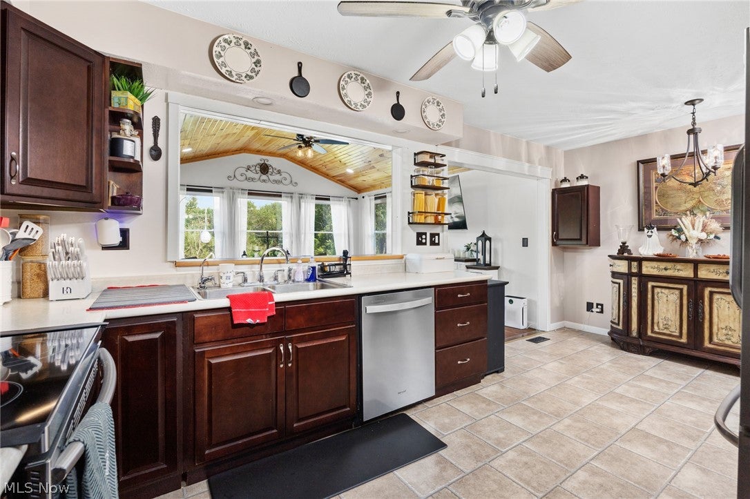 2817 County Road 775