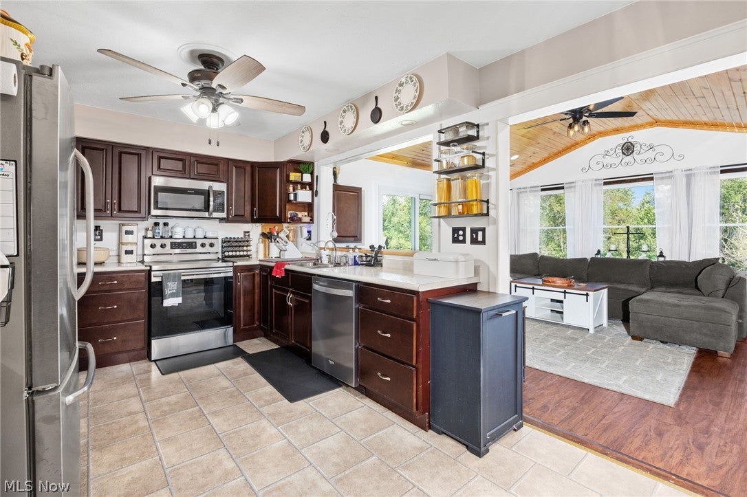 2817 County Road 775