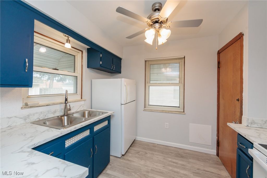 Photo of 6130 Westminster Drive, Parma, OH 44129 (MLS # 5177563)