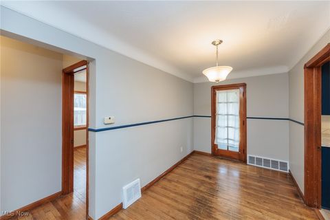 Tiny photo for 6130 Westminster Drive, Parma, OH 44129 (MLS # 5177563)