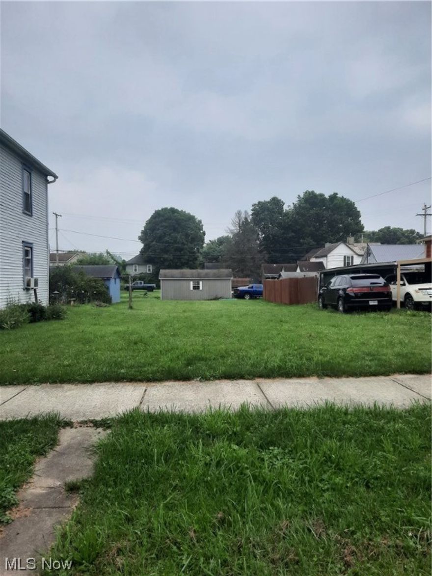 Check out this level lot (41'x107')in Cambridge. It is ready for you to build on.