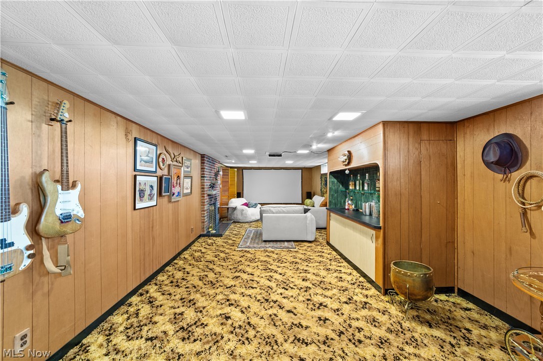 Gates Mills Blvd Estates - Residential