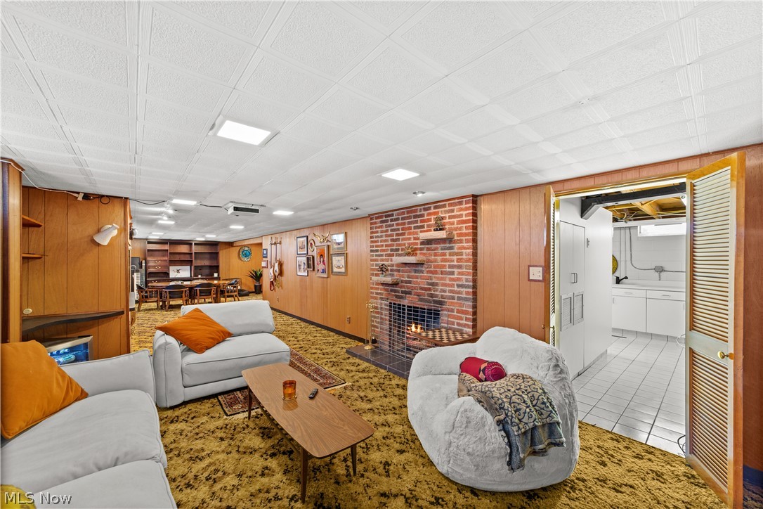 Gates Mills Blvd Estates - Residential