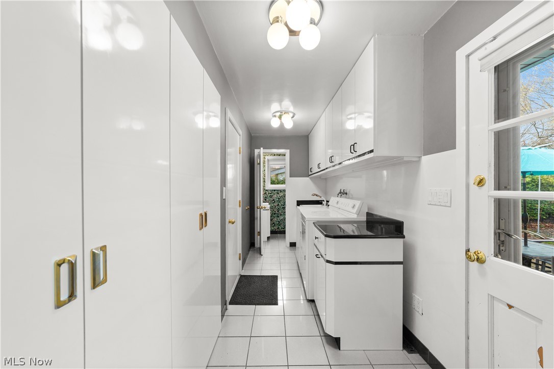 Gates Mills Blvd Estates - Residential