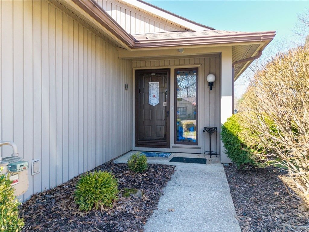 Photo of 10806 Meadow Trail, Strongsville, OH 44149 (MLS # 5197026)