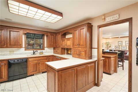 Tiny photo for 302 Hatch Road, Wadsworth, OH 44281 (MLS # 5254560)