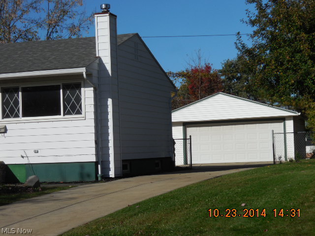 Simmonds-Raylor Resub - Residential